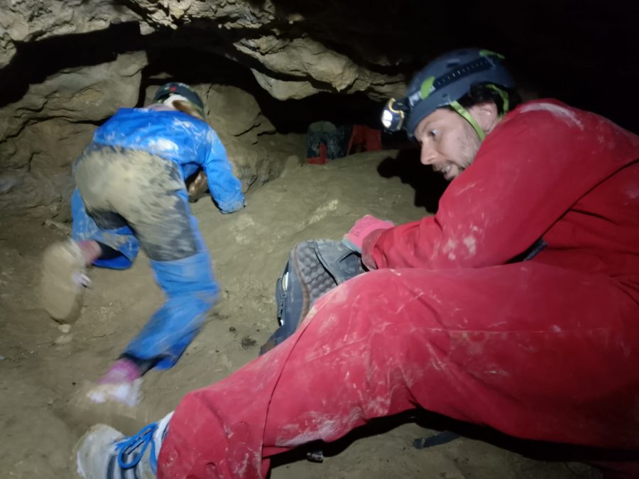 exploration dans la cavité